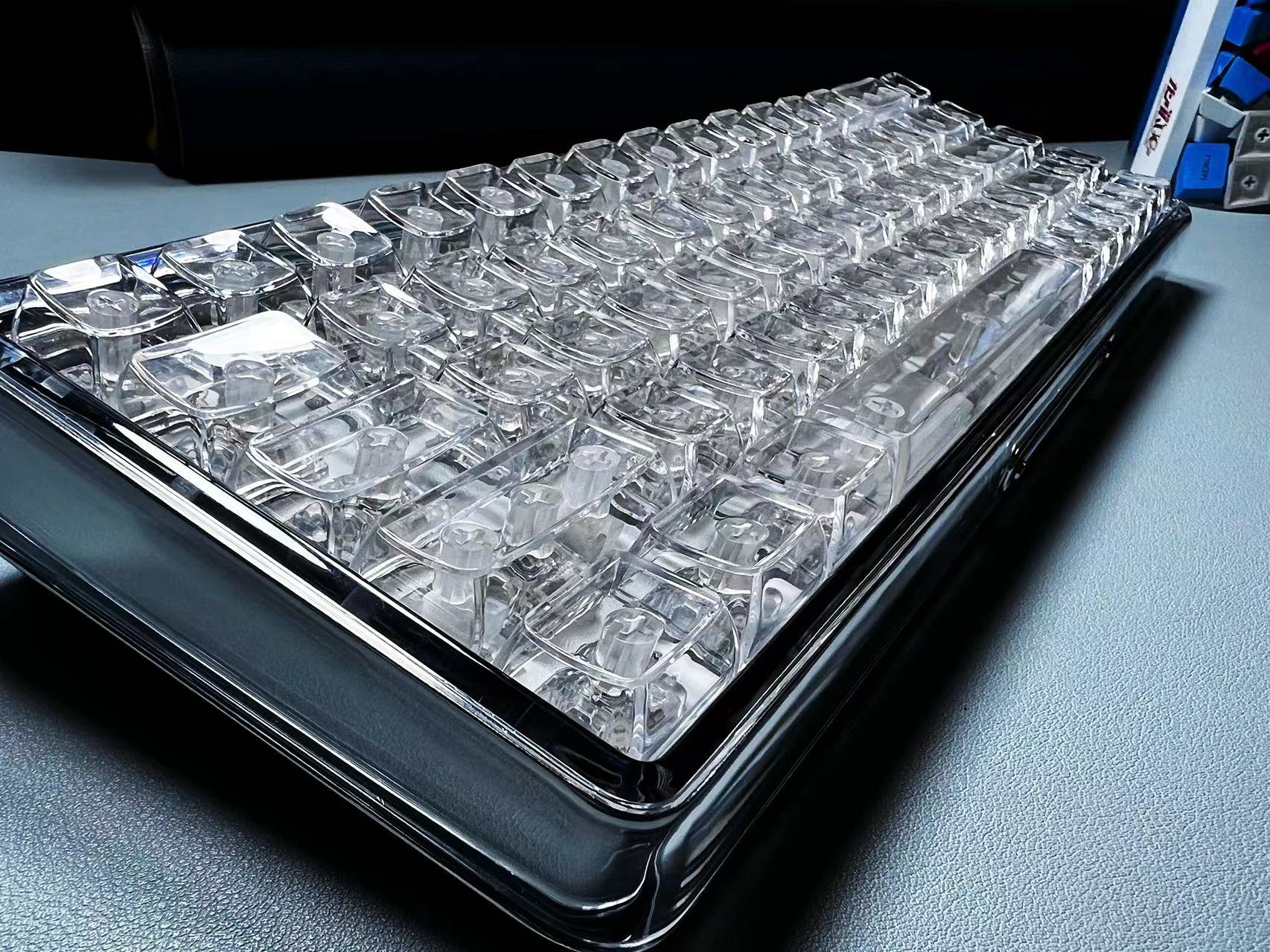 132 Keys Crystal Transparent K - Keyboard Gaming Transparent recensione e prezzo
