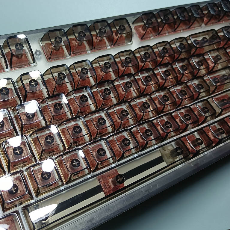 132 Keys Crystal Transparent K - Keyboard Gaming Transparent recensione e prezzo