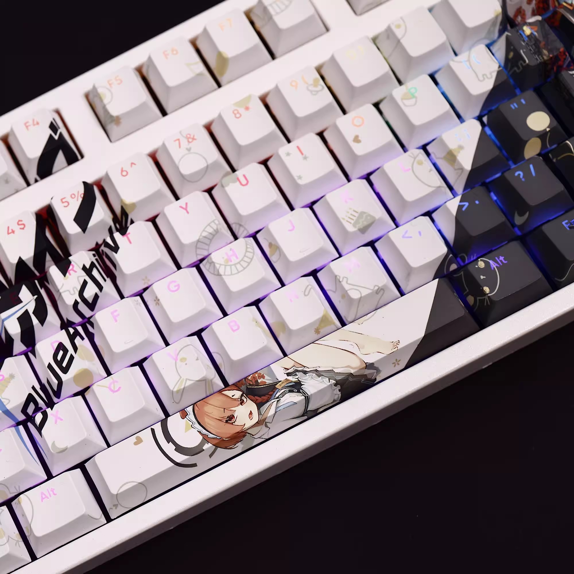 108 Keys/set Blue Archive Mika - Gaming Keyboard Blue recensione e prezzo