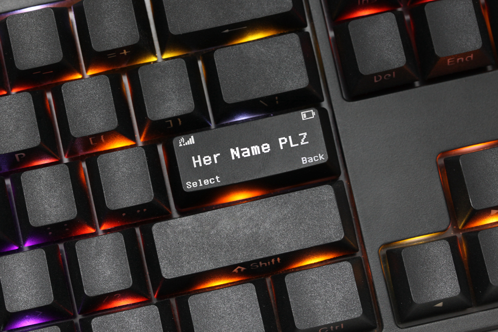 Novelty Shine Through Keycaps  - Gaming Keyboard Name recensione e prezzo