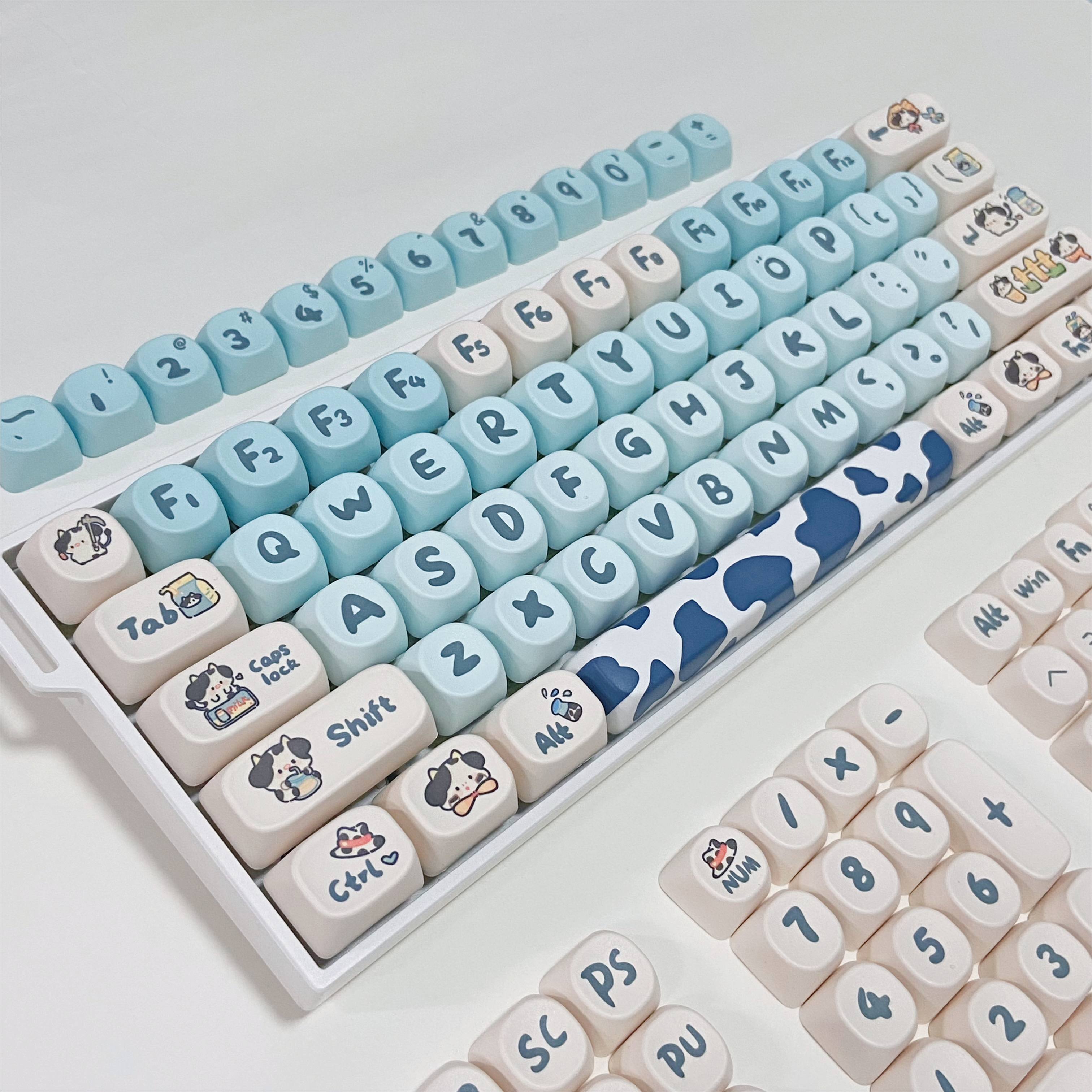 Blue Cow Keycaps for Mechanica - Gaming Keyboard Blue recensione e prezzo